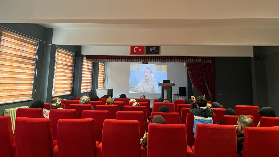 Veli Toplantısı Gerçekleştirildi
